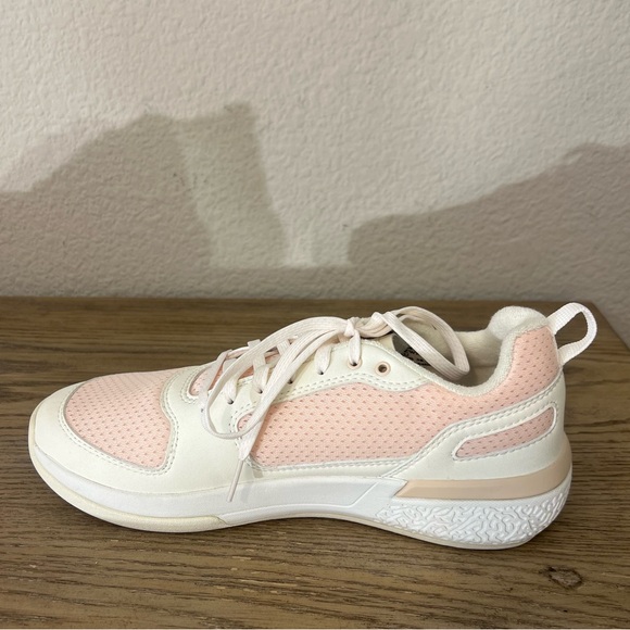 NWT Olukai women’s Anau pickleball sneakers rose dust pink bright white size 8.5 - Picture 4 of 12